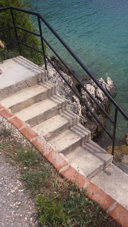 Villa Sol Vinisce Exterior photo